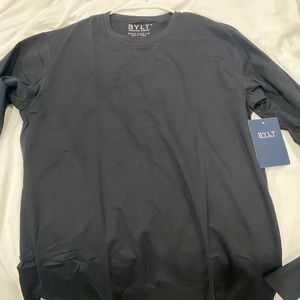 Bylt long sleeve black split hem size large. New with tags on.